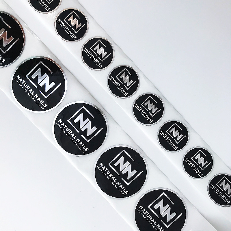 Kozmetik ambalajlar için yapışkan çıkartmalar